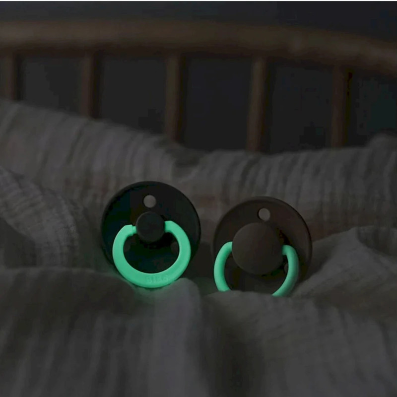 Pack Nocturno 2 Chupetes (brilla en la oscuridad) – Bibs – Sage / Cloud – 0-18M