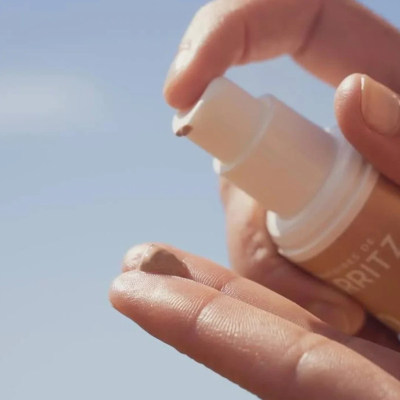 Crema Facial con Color SPF50 Mineral Tono Marfil – Laboratoires Biarritz – 50 ml